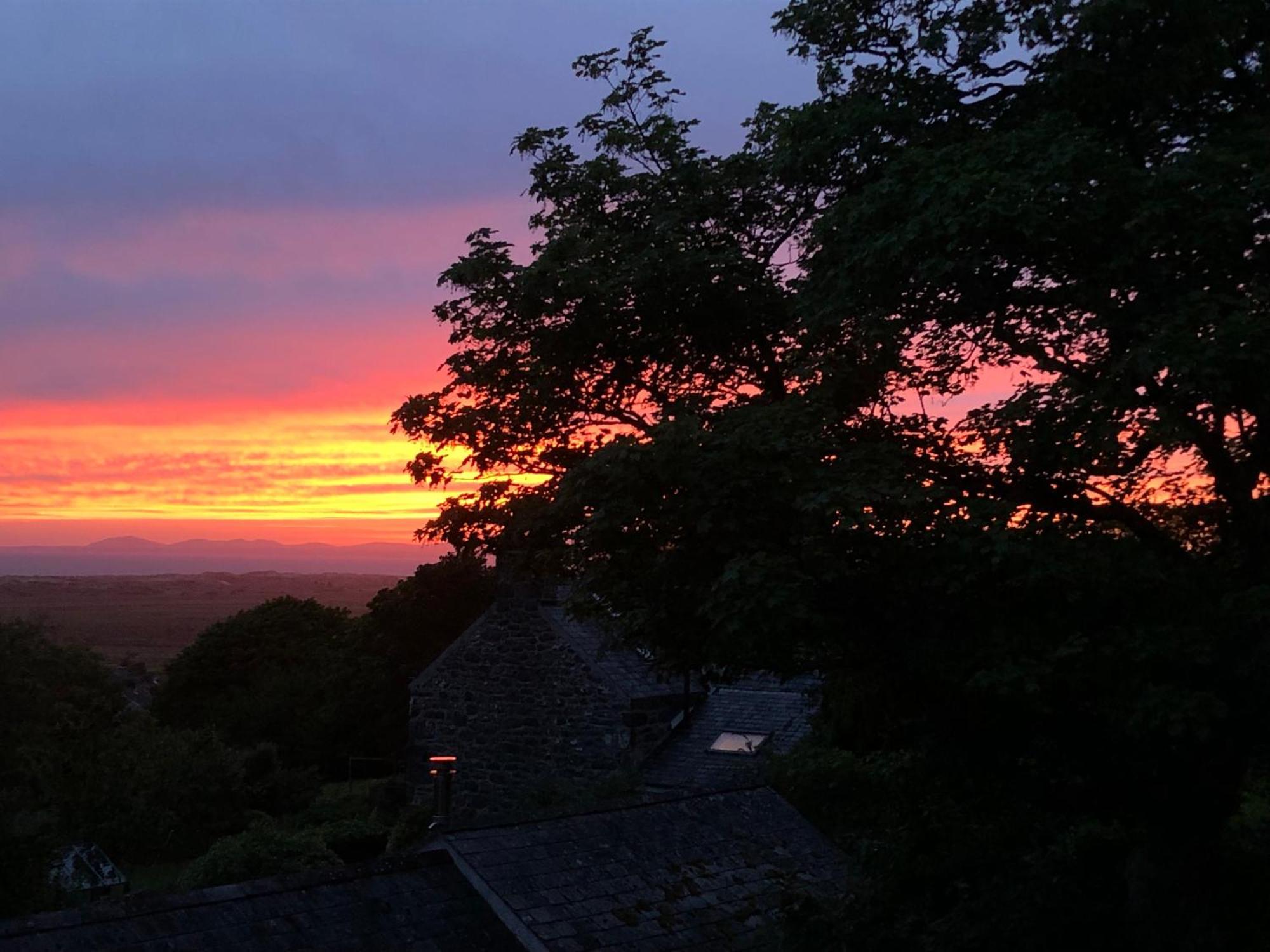 The Old Farmhouse B&B Dyffryn Ardudwy Экстерьер фото